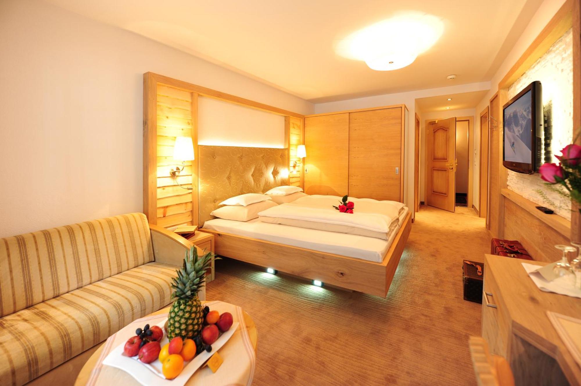 Salnerhof Superior Lifestyle Resort ايشجل الغرفة الصورة