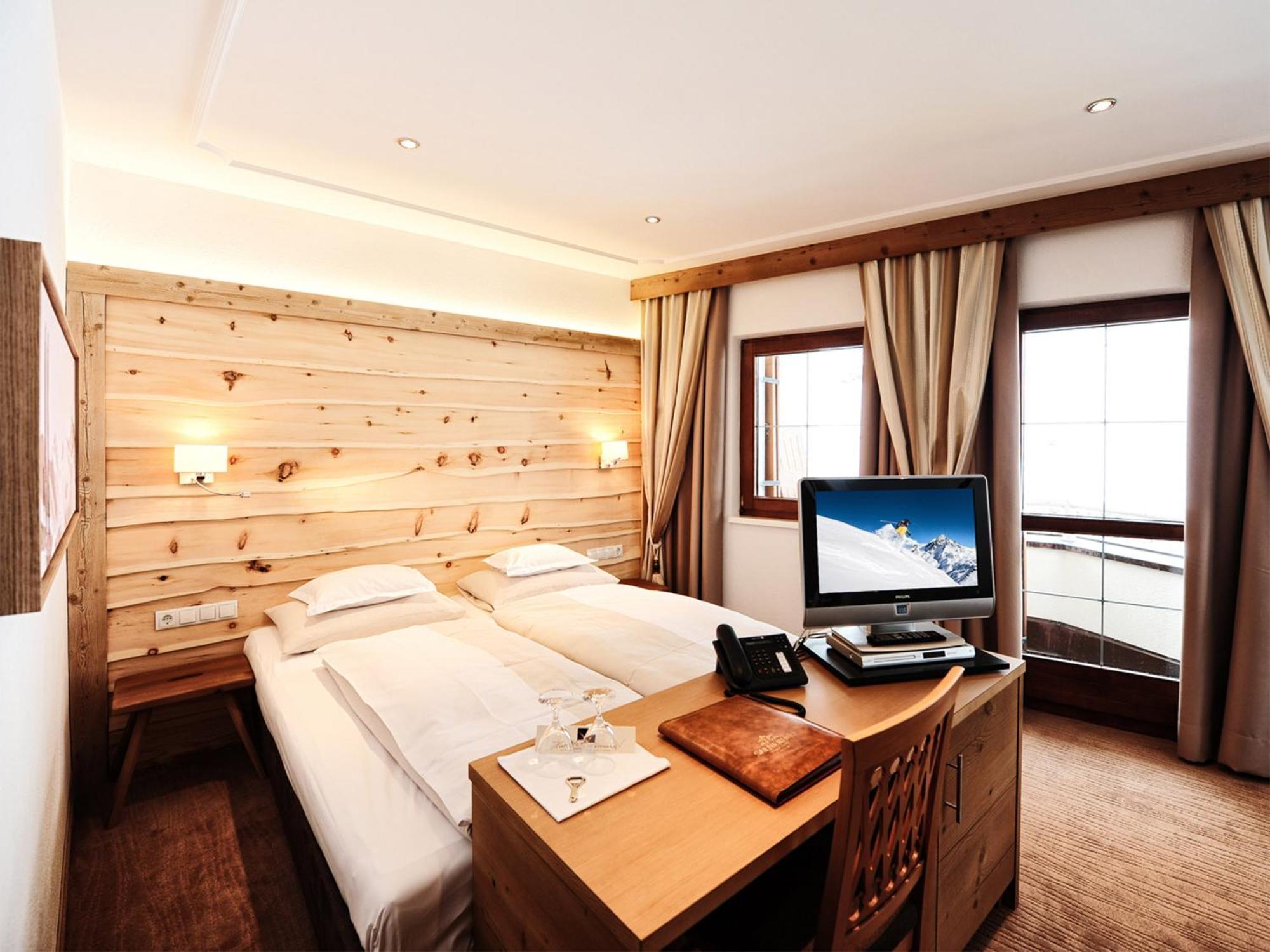 Salnerhof Superior Lifestyle Resort ايشجل الغرفة الصورة